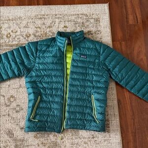 Patagonia Mens Green and Lime Puffer Jacket